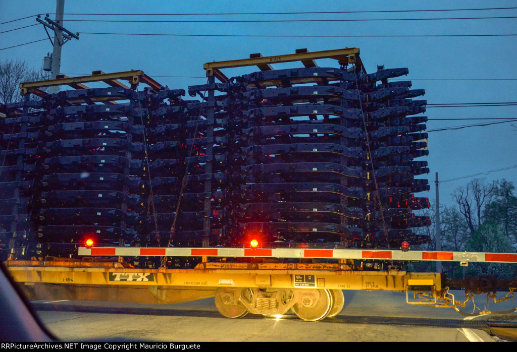 FTTX Flat Car with Truck Frames